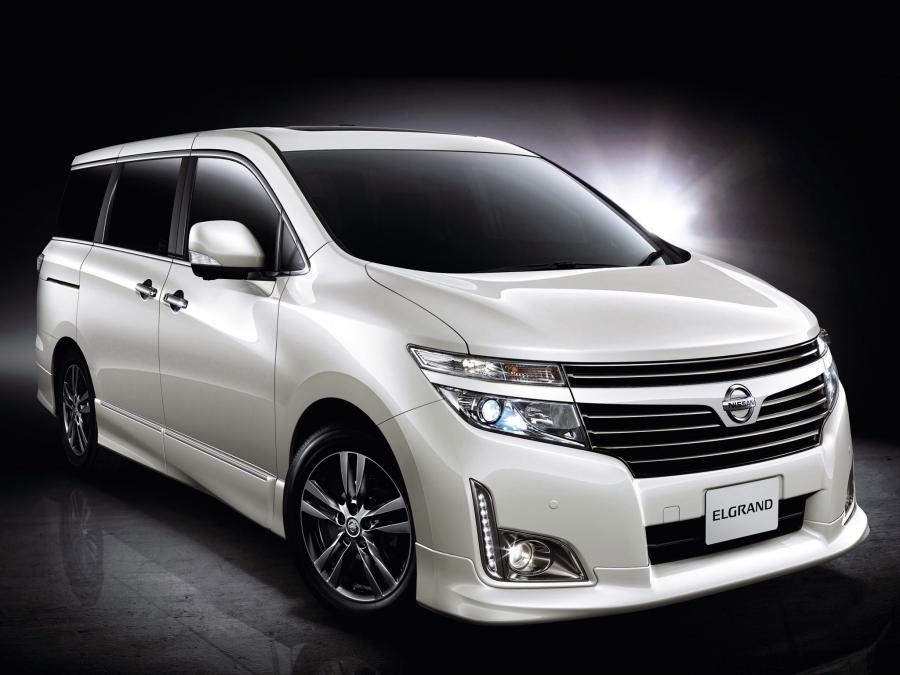 Nissan Elgrand Highway Star Urban Chrome '2011
